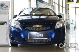 通用雪佛兰-赛欧-1.2L 手动理想版