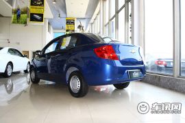 通用雪佛兰-赛欧-1.2L 手动理想版