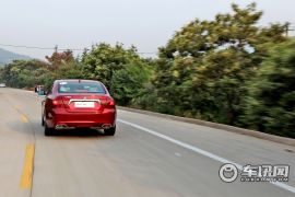 上海汽车-荣威950-2.4L 豪华行政版