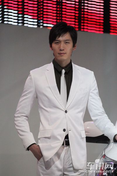 东风本田4号车模