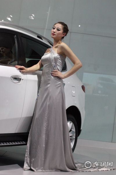 东风裕隆2号车模