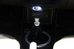 力帆汽车-力帆320