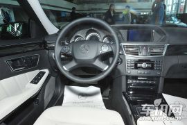 北京奔驰-奔驰E级-E260L CGI时尚型