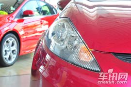 长安福特-嘉年华-两厢 1.5自动时尚型