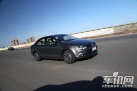 一汽-大众-速腾-1.6L 自动时尚型