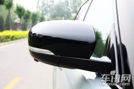 路虎-极光(进口)-2.0T 5门耀动版