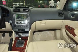 比亚迪-比亚迪G6-1.5TI 手动尊贵型