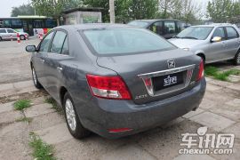 众泰汽车-众泰Z300-1.5 尊贵型