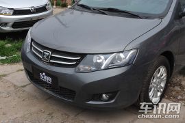 众泰汽车-众泰Z300-1.5 尊贵型