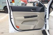 长安汽车-长安逸动EADO-1.6L AT 尊贵型