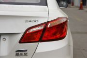 长安汽车-长安逸动EADO-1.6L AT 尊贵型