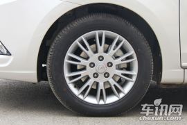 长安汽车-长安逸动EADO-1.6L AT 尊贵型