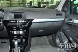 欧宝-雅特-1.8 A+ 豪华型