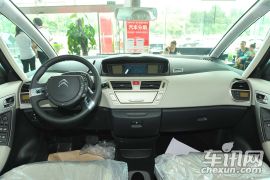 雪铁龙-大C4毕加索-2.0 豪华型