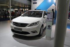 长安汽车-长安逸动EADO