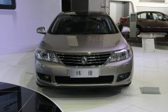 雷诺-纬度Latitude