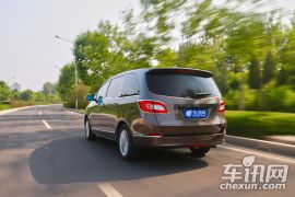 通用别克-别克GL8-3.0L GT豪华商务豪雅版