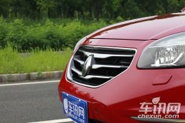 雷诺-科雷傲-2.5 四驱豪华导航版