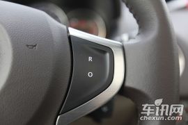 雷诺-科雷傲-2.5 四驱豪华导航版