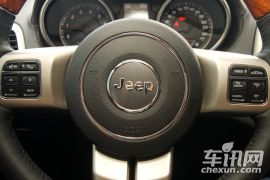 吉普-大切诺基-3.6 旗舰导航版