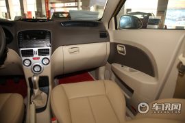 奇瑞汽车-风云2-1.5 两厢 豪华型