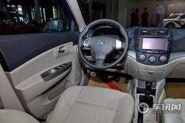 长安汽车-悦翔V5-1.5MT基本型