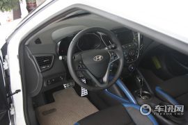 现代-Veloster飞思-1.6T 自动豪华版