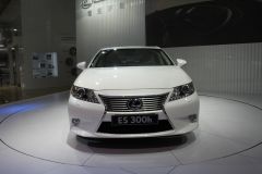 雷克萨斯-雷克萨斯ES300h