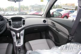 通用雪佛兰-科鲁兹-1.6 SL天地版 AT