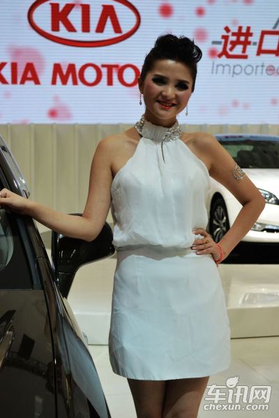 东风悦达起亚4号车模