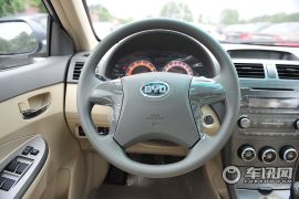 比亚迪-比亚迪L3-1.5手动尊贵型