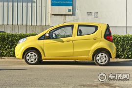 长安汽车-奔奔MINI-1.0L 手动亲情版