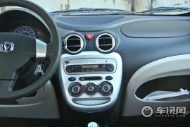 长安汽车-奔奔MINI-1.0L 手动亲情版