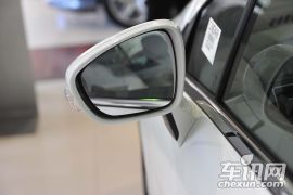 东风标致-标致308-1.6L手动优尚版