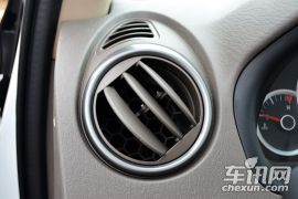 江铃汽车-域虎-2.4T两驱柴油手动(LX)