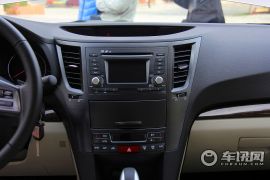 斯巴鲁-傲虎-2.5i 豪华版