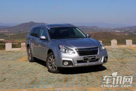 斯巴鲁-傲虎-2.5i 运动导航版