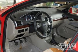 长安汽车-长安CX30-三厢 1.6 MT豪华型