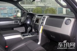 福特-F-150-6.2L SVT Raptor SuperCrew