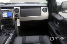 福特-F-150-6.2L SVT Raptor SuperCrew