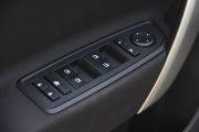 上海汽车-MG5-1.5L AT精英版