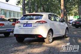 上海汽车-MG5-1.5L AT精英版
