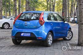 上海汽车-MG3-1.5L 自动精英版