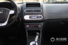 上海汽车-MG3-1.5L 自动精英版