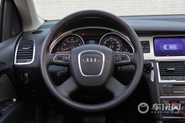 奥迪-奥迪Q7-3.0 TFSI 舒适型(245kW)