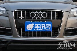 奥迪-奥迪Q7-3.0 TFSI 舒适型(245kW)
