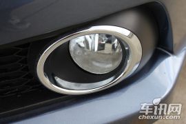 斯巴鲁-力狮-2.5i 海外版