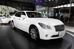 英菲尼迪-英菲尼迪M25L