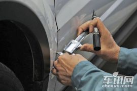 路虎-极光-2.0T 5门耀动版