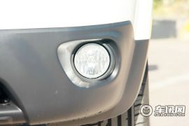 Jeep-自由客-2.4 豪华导航版